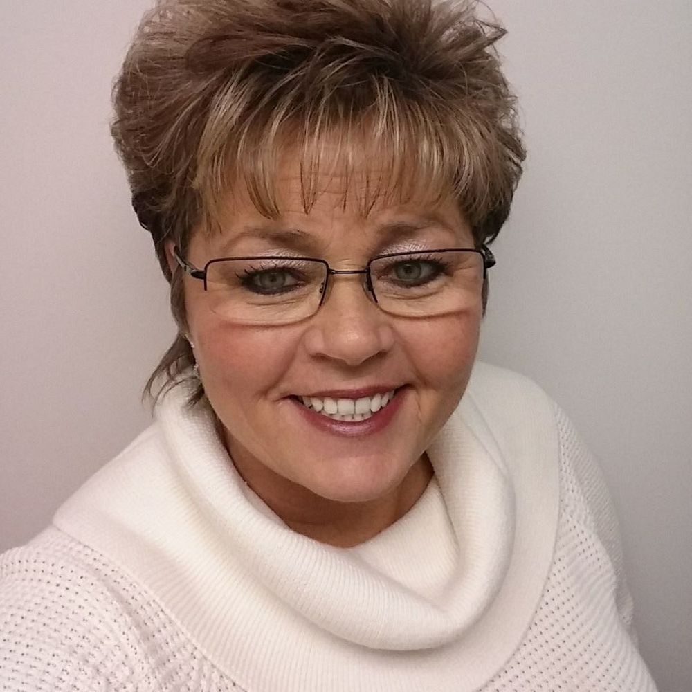 Meet your Posher, Peggy